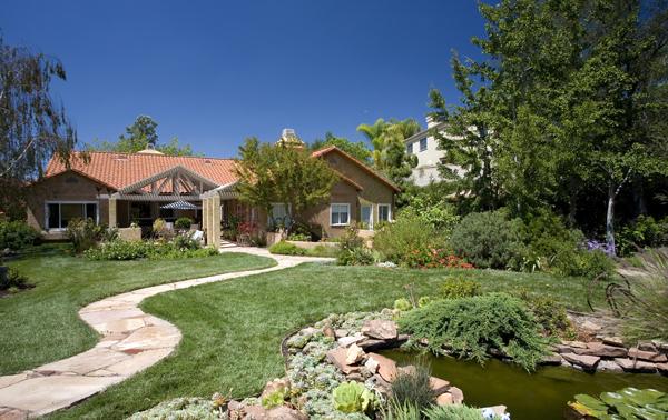 Beautiful house with garden